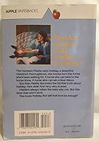 A Horse Called Holiday 0590445480 Book Cover