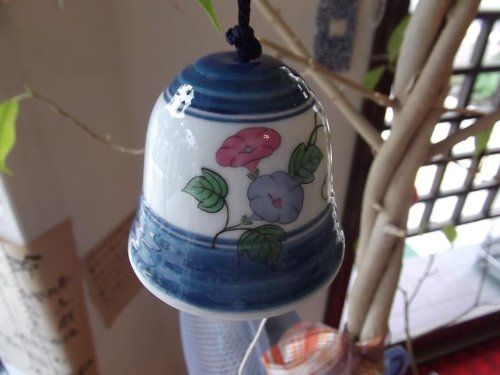 癒し風鈴チリーン【朝顔】絵柄呉須巻き、節電にも、日本の情緒・風情があります。有田焼＆伊万里焼のサムネイル