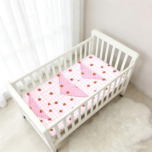 Parure de lit bébé coton fraise pour de tendres nuits étoilées