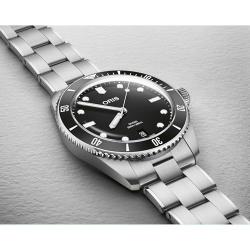 Oris Divers 39mm Men's Watch with Rubber Strap Automatic Divers Stainless Steel Bracelet Black Dial 01 733 7795 4054-Set, Black2