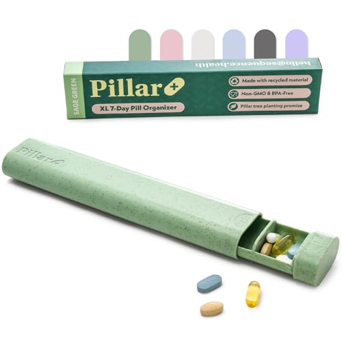 PILLAR Plus 7-Tage XL Pillendose Wochenbox | Große Tablettenbox mit Schiebemechanismus | 7 XL Fächer MontagSonntag | Medikamentenbox für große Tabletten & Supplemente | Salbeigrün