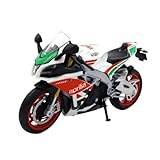 aprilia rc 125 Unsere Modelle sind auf der Grundlage eines umfassenden Verständnisses der Motorradkultur entwickelt worden. Sie nehmen die klassischen Elemente des Originalmotorrads auf und integrieren sie, während sie gleichzeitig auf subtile Weise Spaß und Sammlerwert bieten.