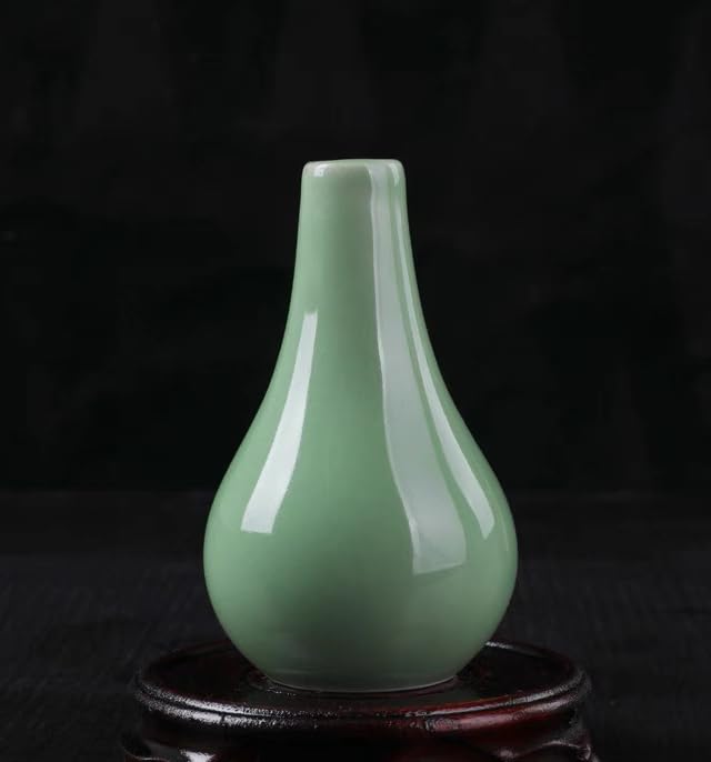 Amazon.co.jp: 龍泉青磁 「水滴」 花器 花瓶一輪挿し フラワー