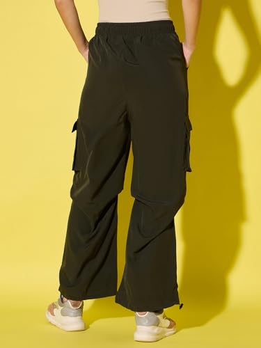 Image of Buynewtrend Women Loose Fit Parachute Trousers | High Waist Cargo Trouser Pant