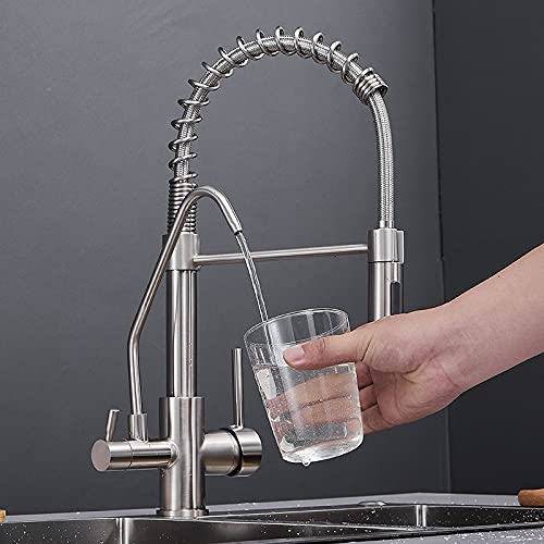 Grifos de cocina plegables para llenar ollas directamente en los fogones 4