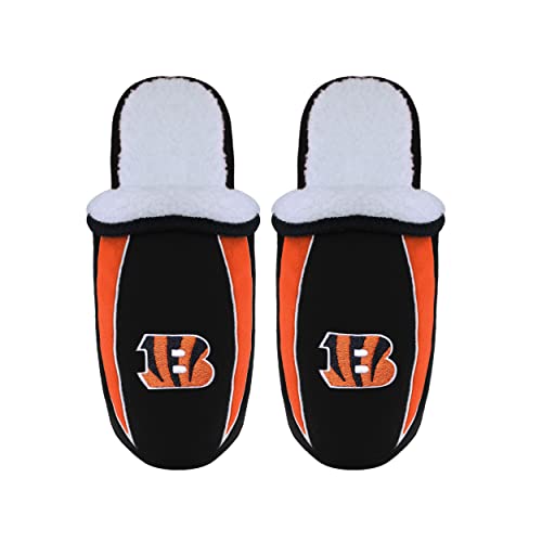 Image of FOCO NFL Mens Football Team Logo Moccasin Slippers Shoes