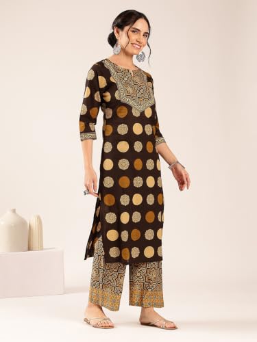 Image of Vbuyz Women's Printed & Hand Work Straight Cotton Blend Parrot Green Kurta,Pant with Dupatta | Kurta Set with Dupatta for Women | Suit Set | Ethnic Set | Printed Kurta Set | Salwar Set for Women