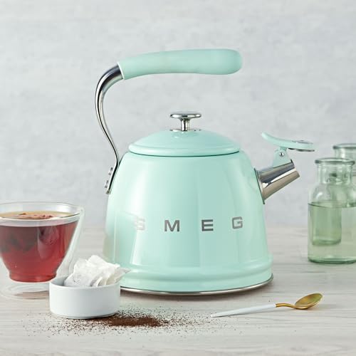 SMEG-Retro-Stovetop-Whistling-Kettle–24Q-Pastel-Green SMEG Retro Stovetop Whistling Kettle–24Q Pastel Green