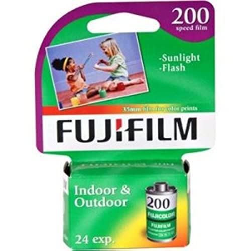 Fujifilm Fujicolor 200 Color Negative Film (35mm Roll Film, 36 Exposures, 3-Pack), Multicolored, 3 Rolls - Image 2