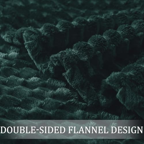 Image of Exclusivo Mezcla Fleece Twin Blanket for Bed, Extra Large Fuzzy Forest Green Bed Blankets, Soft Cozy Plush Sofa Throws for All Seasons, 90x66 Inches