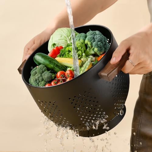 Comparison: Best Black Metal Colander 7 Metal Colander with Wood Handle & Self-Draining Base | 5.8QT Large Pasta Strainer for Kitchen | Scratch-Resistant Powder Coated Steel Basket for Vegetables, Fruit, Berries (Matte Black)