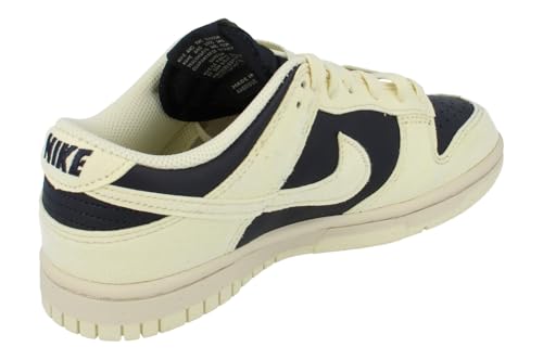 Image of WMNS Nike Dunk Low (Off Noir /Alabaster-LT Khaki)