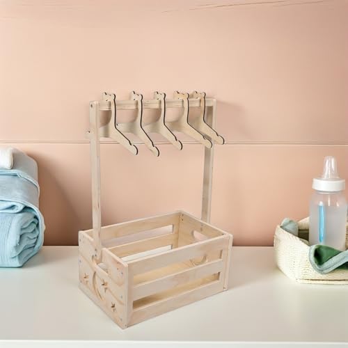 Cesta de madera para ropa infantil ideal en guarderías y cuartos 8