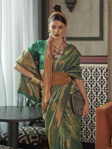 Image of SWORNOF Women's kanjivaram banarasi silk saree for Patola festival Wedding silk with rich pallu Design sarees for women with blouse piece