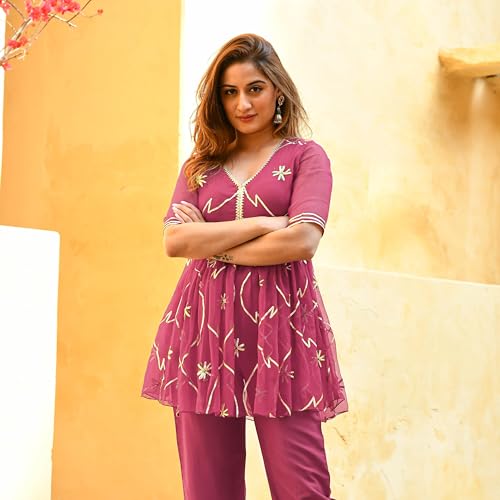 Image of ANNI DESIGNER Women's Georgette Embroidered Straight Co-Ord Set