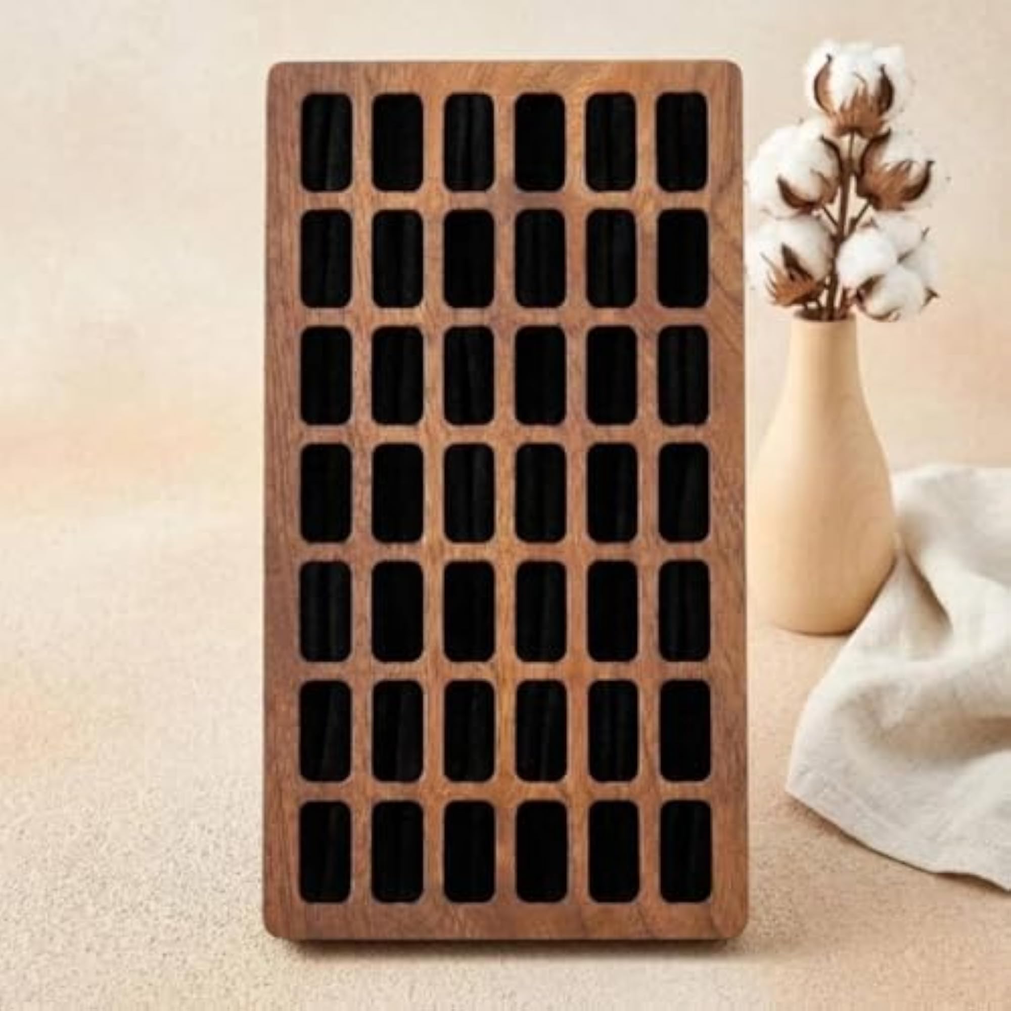 42 Slots Wooden Band Display Tray