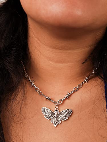 Sacina Gothic Moth Pendant, Barbed Wire Necklace, Zinc Alloy Moth Pendant, Gothic & Halloween Necklace for Women2