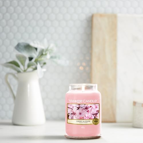 Yankee Candle Duftkerze im Glas (groß) | Cherry Blossom | Brenndauer bis zu 150 Stunden | Perfekte Geschenke für Frauen – Ansicht 4