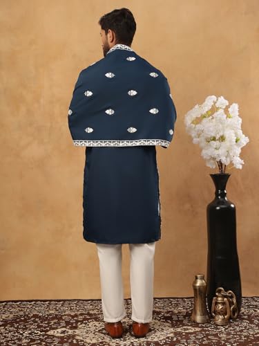 Image of Jompers Silk Blend Embroidered Kurta Pyjama Dupatta Set