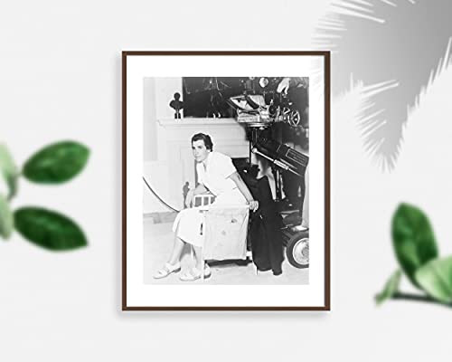 INFINITE PHOTOGRAPHS Photo: Dorothy Arzner, in Film Studio by Irving Lippman, 1936