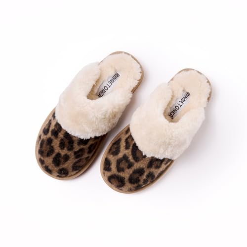 Image of Minnetonka Women's Chesney Scuff Flat