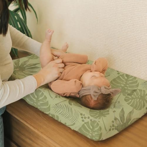 Image of BROLEX Changing Pad Covers for Baby: Boy Girls Ultra Stretchy Soft 2 Pack, Giraffe Foliage