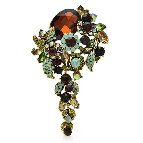 Broche fleur de cristal pour ajuster un décolleté plongeant et embellir un haut