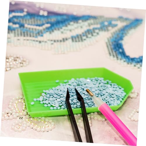 Planche de strass et poubelles tri pour atelier couture et bijoux DIY