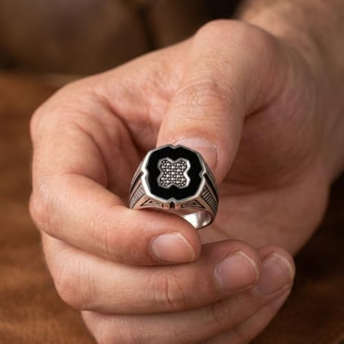 Image of Parasmoni silver gens ring