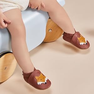 Leren baby, perfect als eerste slofje