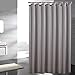 Produktbild Sosila Duschvorhang Textil, Anti-Schimmel, wasserdicht, Schimmelresistent, Wasserabweisend, Anti-Bakteriell, Waschbar, 100% Polyester inklusive 12 Ringe Duschvorhanghaken (Grau, 120 x 200 cm)