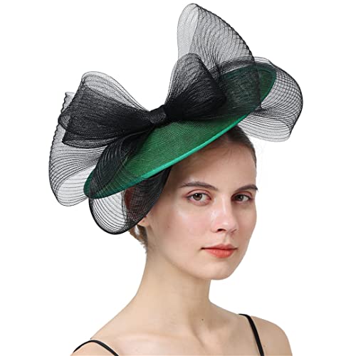 Chapeau de fête en plumes et maille pour cocktail chic et dîner de gala en soirée