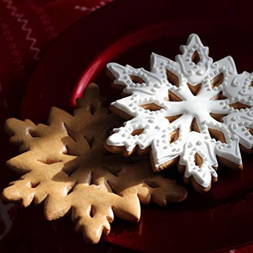 Molde de acero inoxidable para repostería en forma de copo de nieve 3D miniatura 2