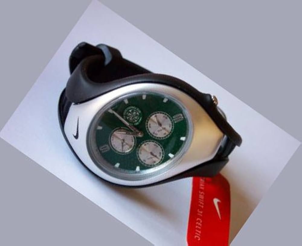 NIKE Triax Swift Sports Watch トライアックス 時計 Amazon | Nike Triax Swift 3iアナログCeltic Club Team Watch