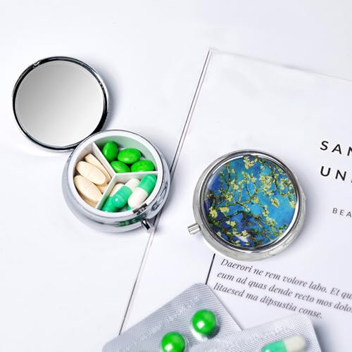 Caixa de comprimidos de metal portátil mini redonda para viagem, estojo de comprimidos retrô pequeno para carteira, 3 compartimentos, caixa de armazenamento de medicamentos para vitaminas, óleo de