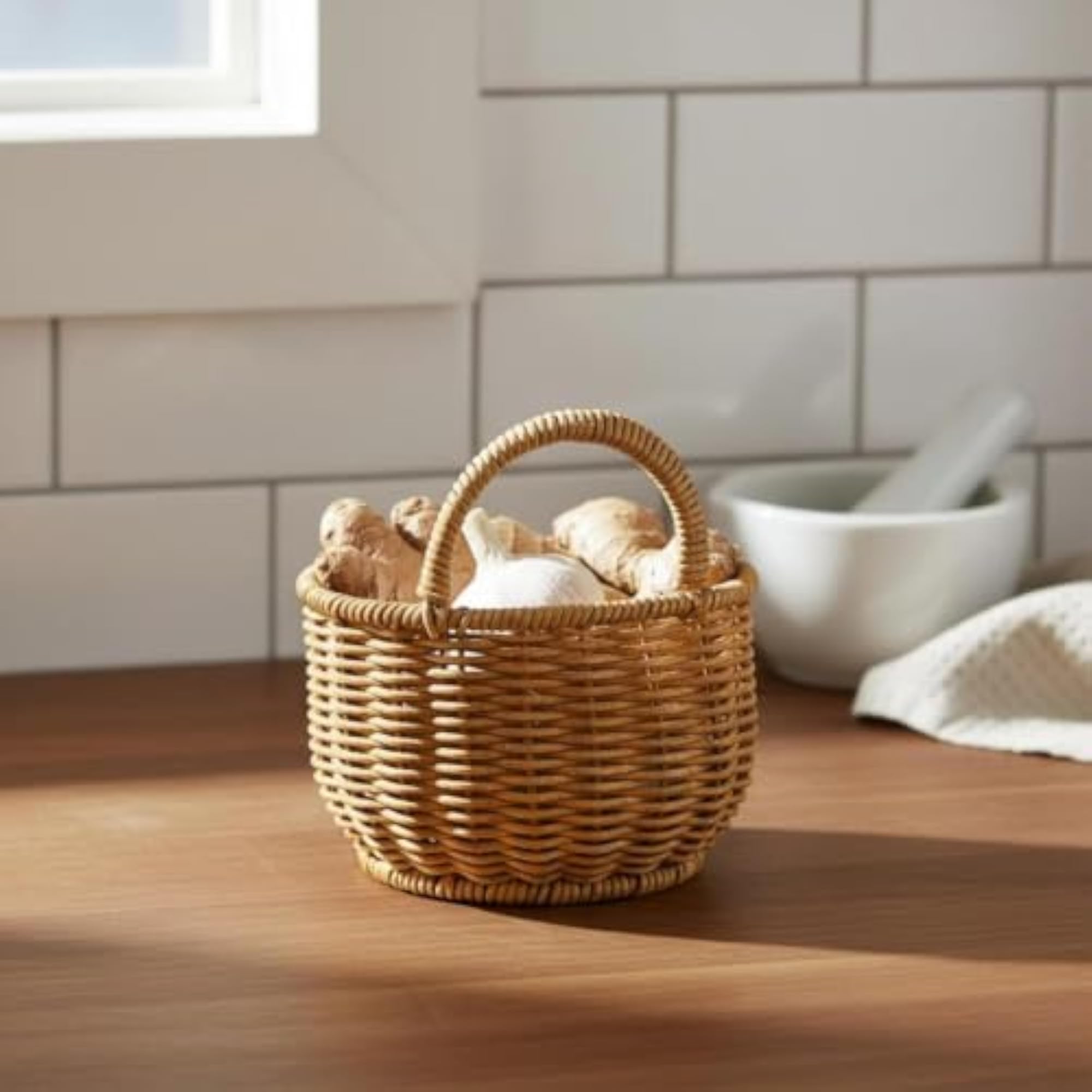 Kitchen Wall Hanging Basket Garlic Storage Holder