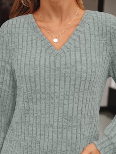 Image of AUTOMET Womens V Neck Long Sleeve Shirts Fall Tops 2026 Lightweight Sweater