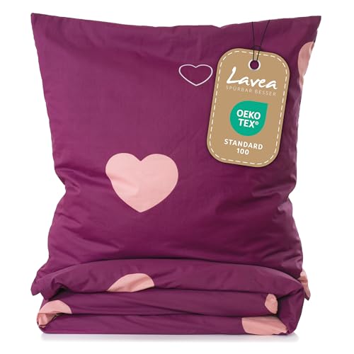 Lavea Kinder Bettwäsche Set – Milena 100 x 135 cm + 40 x 60 cm – Herzmotiv Bordeaux-Rosa – Bettwäsche Mädchen – 100{d033942733f8981db9740d2186fbc655cb60a83cbca674e5de7837f1a3bac4f2} Bio-Baumwolle – GOTS Zertifiziert – mit Reißverschluss Lavea Kinder Bettwäsche Set – Milena 100 x 135 cm + 40 x 60 cm – Herzmotiv Bordeaux-Rosa – Bettwäsche Mädchen – 100{d033942733f8981db9740d2186fbc655cb60a83cbca674e5de7837f1a3bac4f2} Bio-Baumwolle – GOTS Zertifiziert – mit Reißverschluss