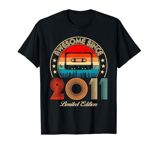 Awesome Since 2011 Classic Birthday 2011 Cassette Vintage Camiseta