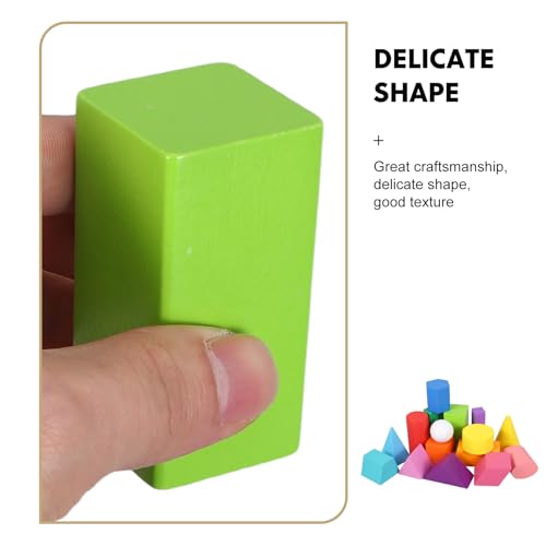 Blocs géométriques en bois pour apprendre les formes sans écran