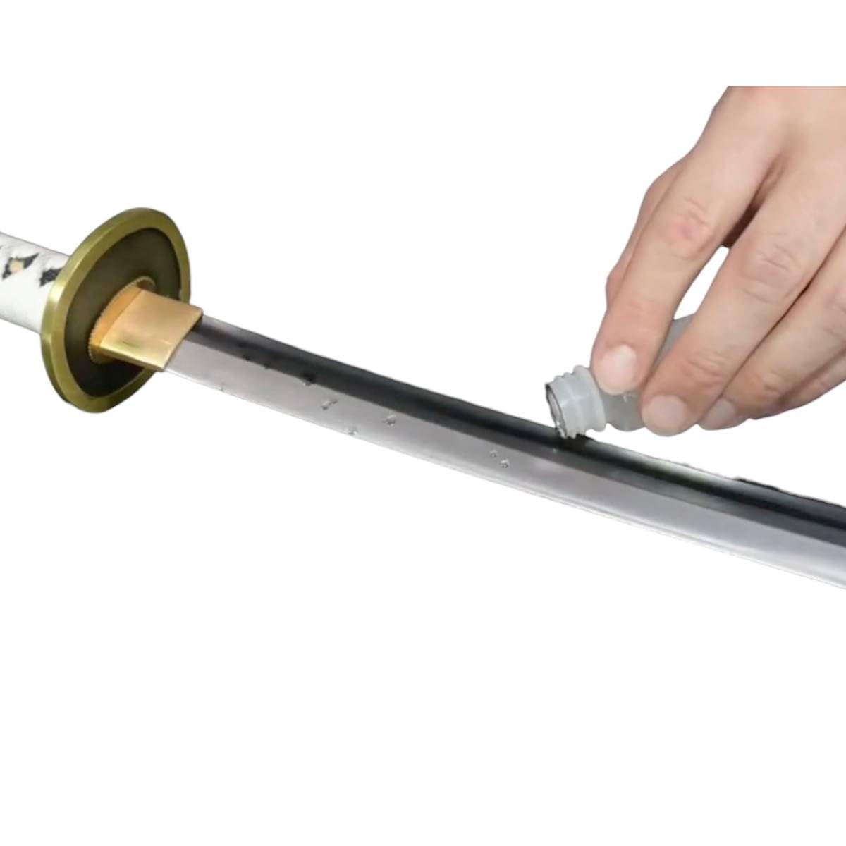 Kit di manutenzione e pulizia per Katana in scatola di legno – Include Choji Abura, Uchiko, Mekugi in bambù, Mekugi-Nuki, Nuguigami – Pulizia e cura tradizionali per spade Samurai