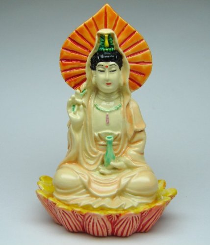 Small Guan Yin on Lotus