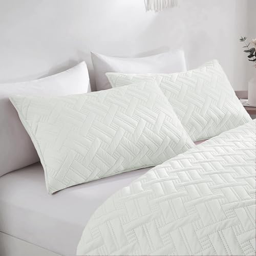 Image of BSB HOME 100% Cotton Ultrasonic 280 Tc Solid King Size Quilted Bed Cover /Bedspread /Rajaai with 2 Pillow Case, (Luxurious, Pure White, 90X100 Inches, 254X228 cm)