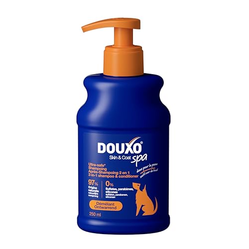 DOUXO Skin & Coat Spa - Ultra-Safe Shampoing 2 en 1 démêlant pour Chiens, 250 ML, nettoie et Hydrate en Profondeur la Peau et Le Poil, Laisse Le Pelage Doux,...