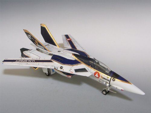 Amazon | ハセガワ 1/72 VF-1A バルキリー 生産5000機記念塗装機 65788 Amazon | ハセガワ 1/72 VF-1A バルキリー 生産5000機記念塗装機 65788