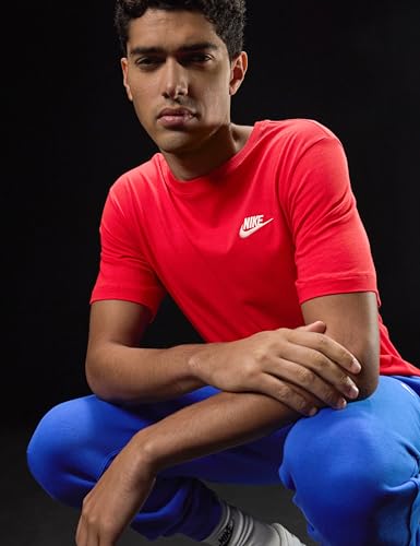 Image of Nike Men's Sportswear Club T-Shirt