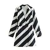 Mantén este vestido formal combinado con tacones y joyas adicionales para un aspecto elegante