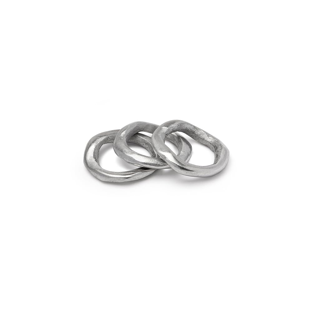 Vestopazzo nieregularny zestaw pierścionków na pierścionek z 3 zawieszkami. Średnica pierścionka ok. 2 cm. Wykonane ręcznie z aluminium w 100% z recyklingu. Rzemiosło, Unisex.AL16234, tg unica,