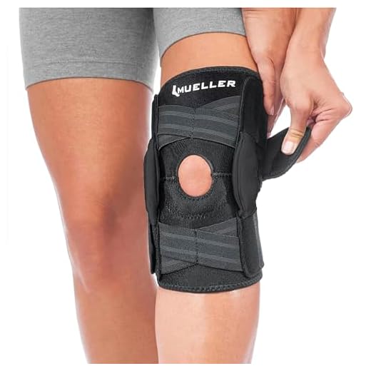 MUELLER Self Adjusting Hinged Knee Brace