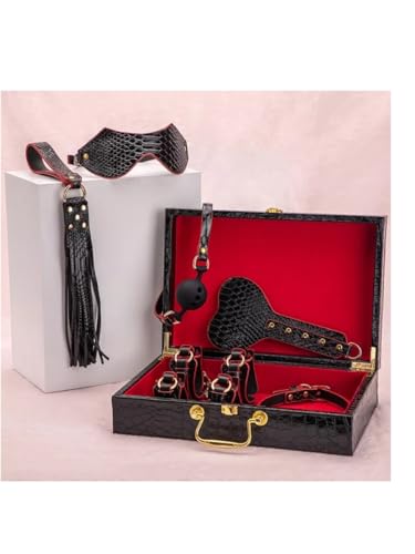 Power Escorts Luxus-Bondage-Koffer Set aus schwarzem Leder, Fesseln, Maske, Peitsche und Accessoires (Black)